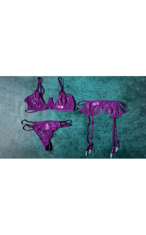 Ophelia's Dream Lingerie - Purple suspender set