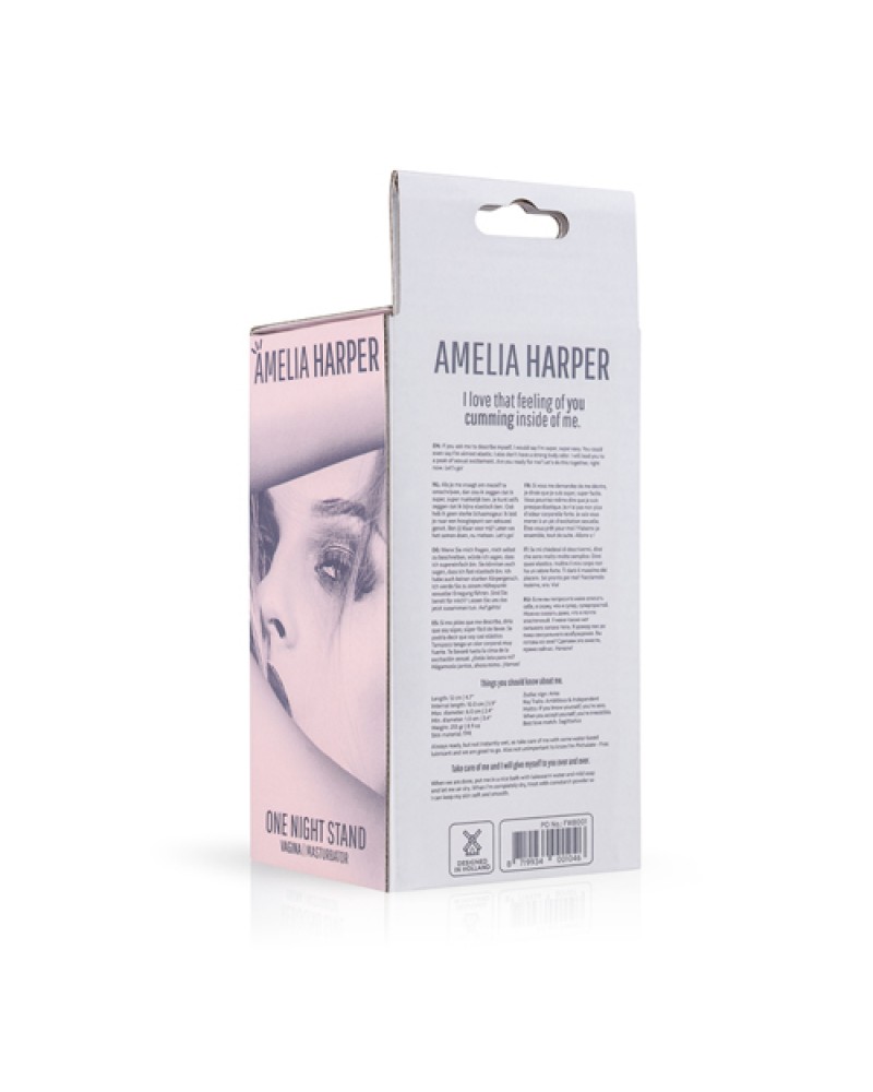 Amelia Harper Masturbator